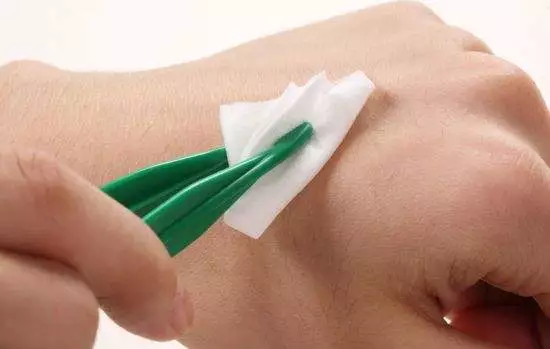 小伤口消毒常用药物与方法!